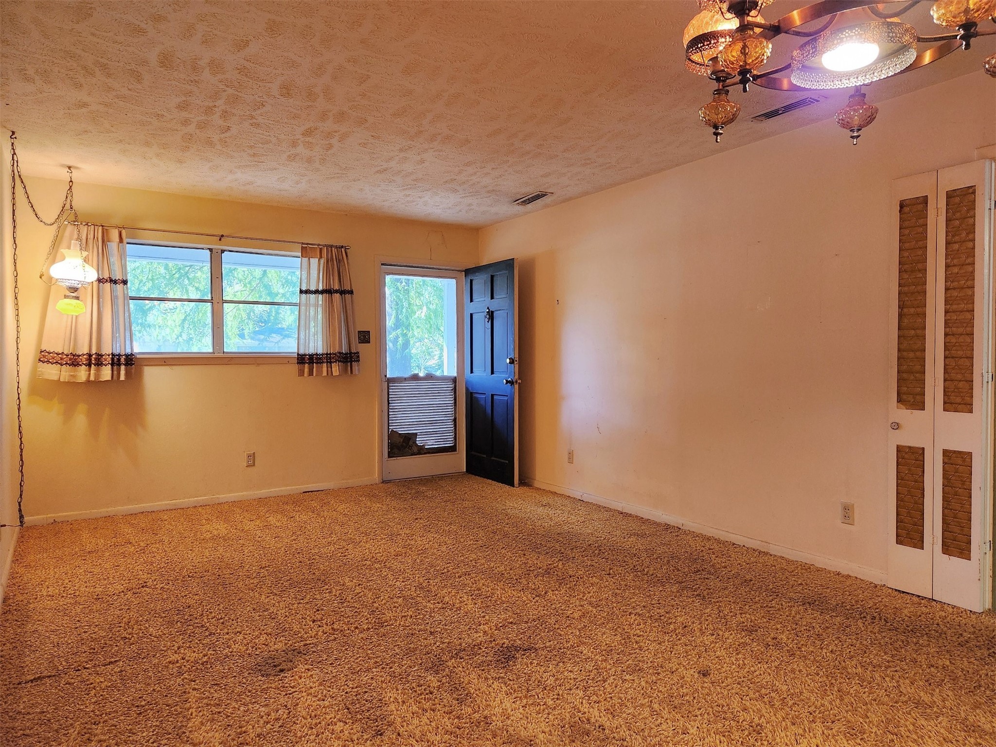 115 Meadowbrook Drive , Palestine, TX, 75803 | 20752327 | Realty Texas LLC