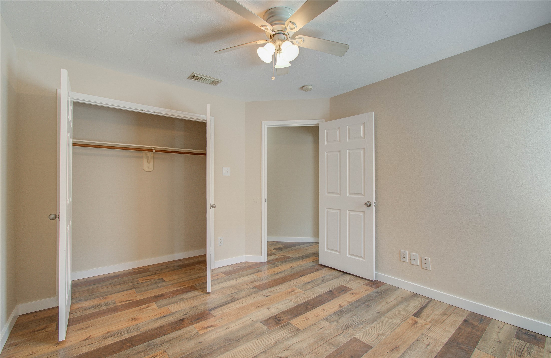 1007 San Antonio Court , Rosenberg, TX, 77471 | 20747395 | Realty Texas LLC