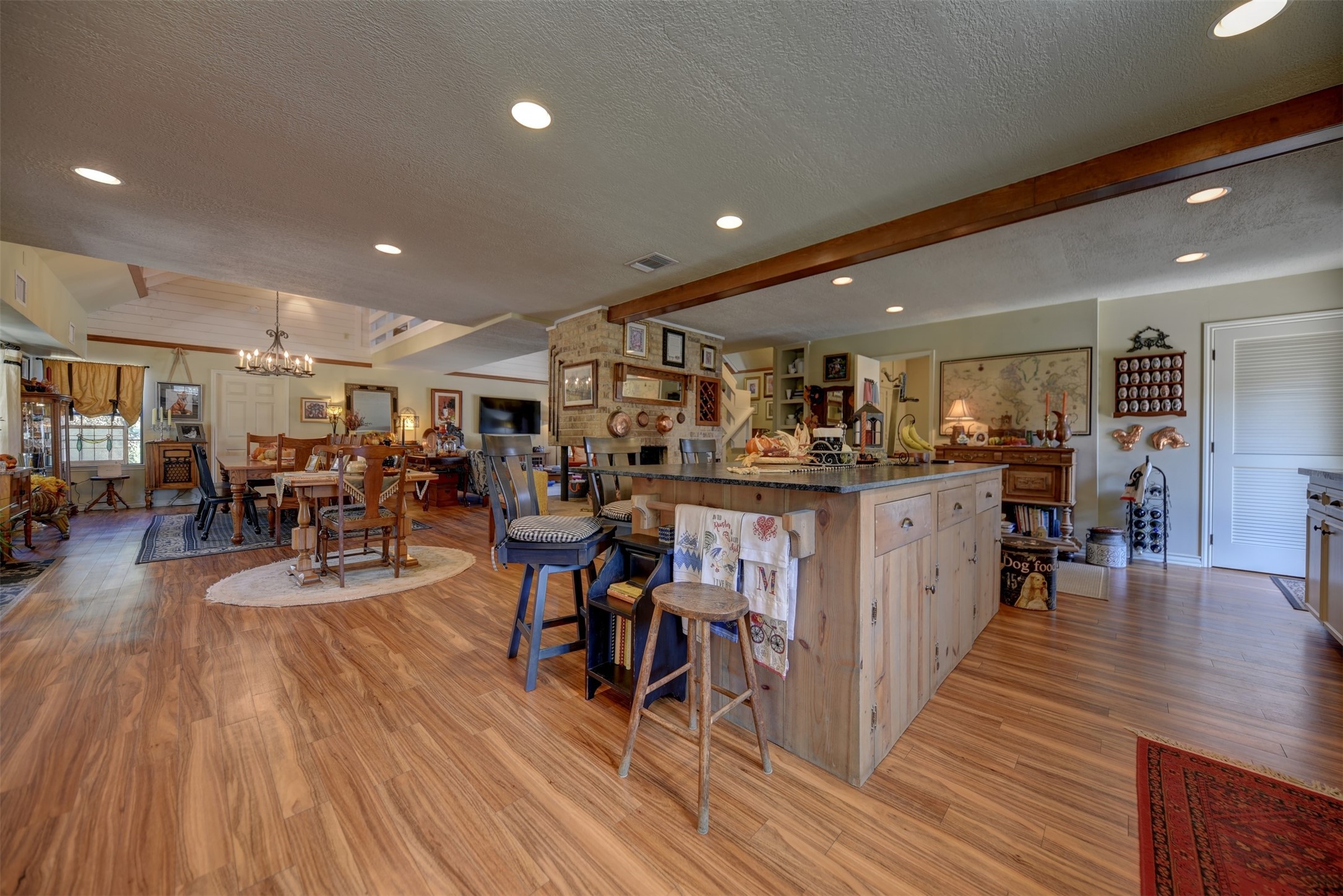 2161 Blue Hole Road , Bleiblerville, TX, 78931 | 42537238 | Realty Texas LLC
