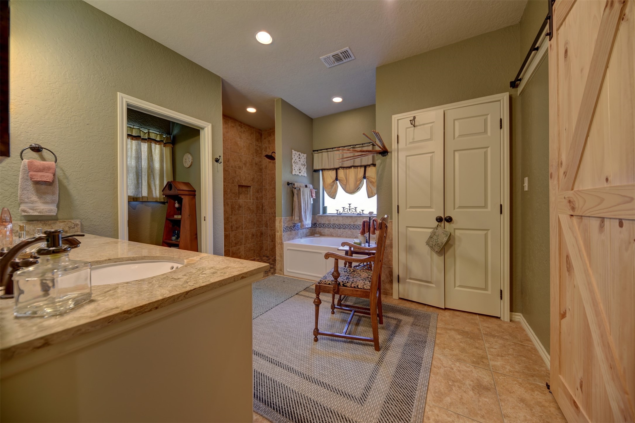2161 Blue Hole Road , Bleiblerville, TX, 78931 | 42537238 | Realty Texas LLC