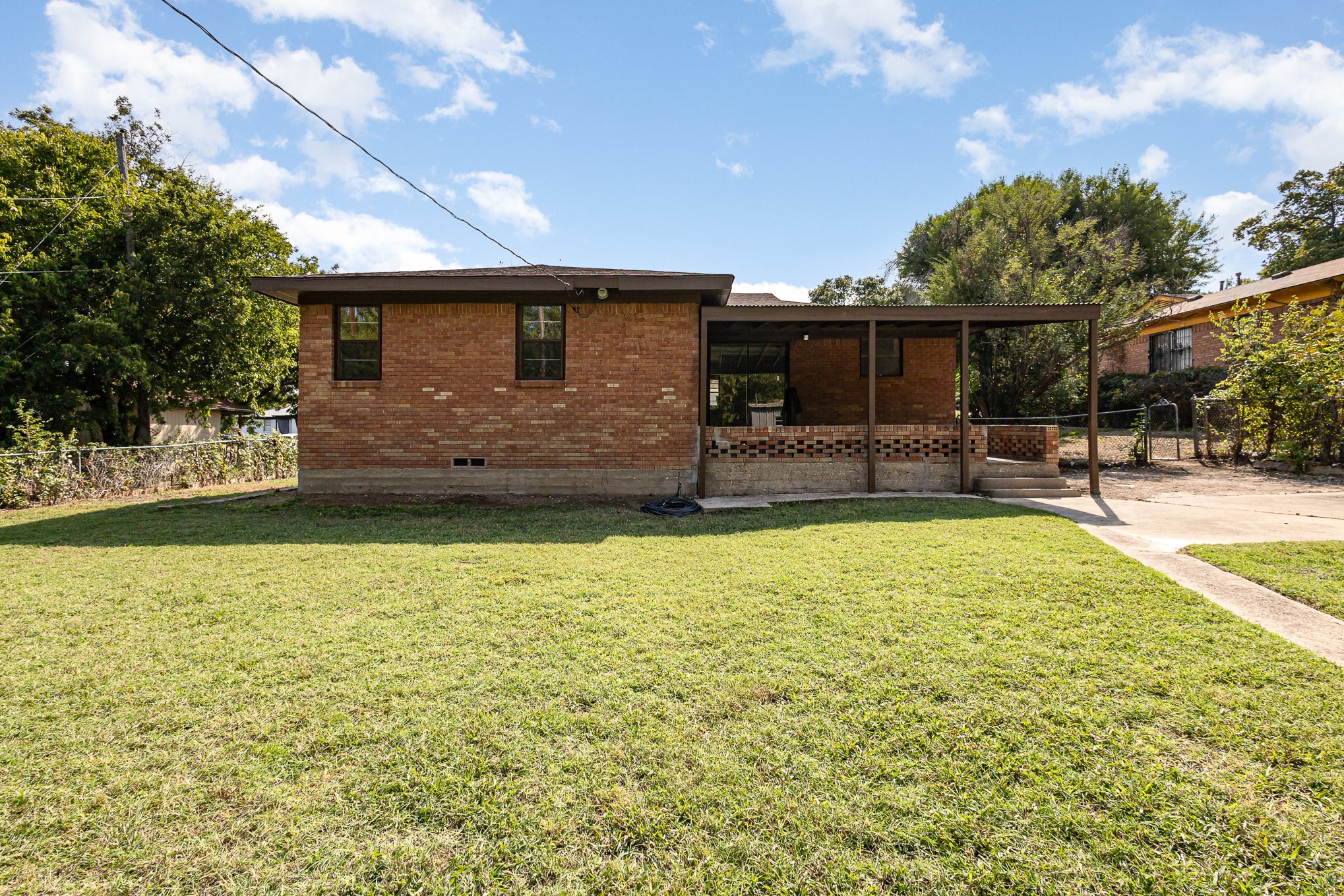 829 Calcutta Drive , Dallas, TX, 75241 | 20753192 | Realty Texas LLC
