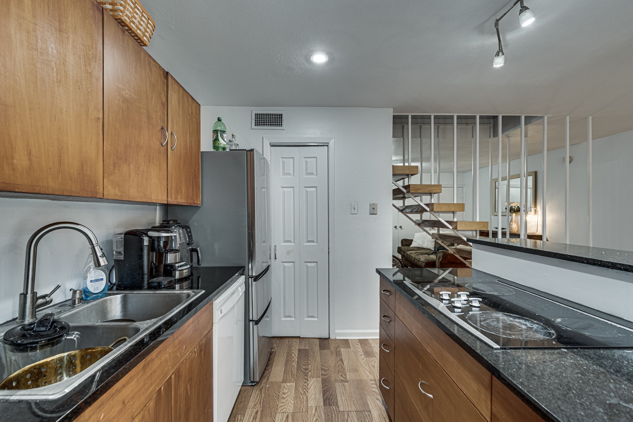 4021 Cole Avenue 204 , Dallas, TX, 75204 | 20753935 | Realty Texas LLC