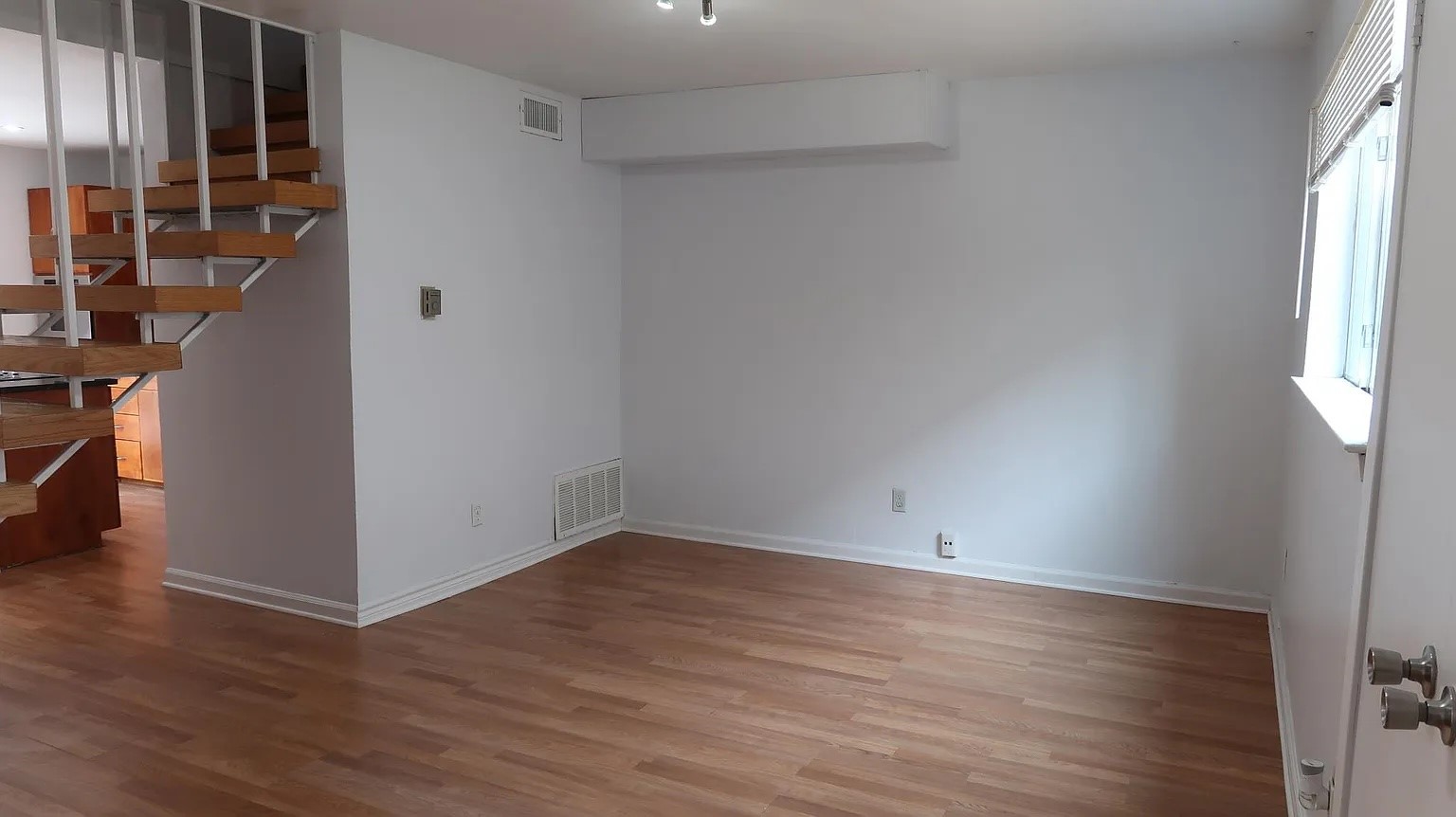 4021 Cole Avenue 204 , Dallas, TX, 75204 | 20753935 | Realty Texas LLC