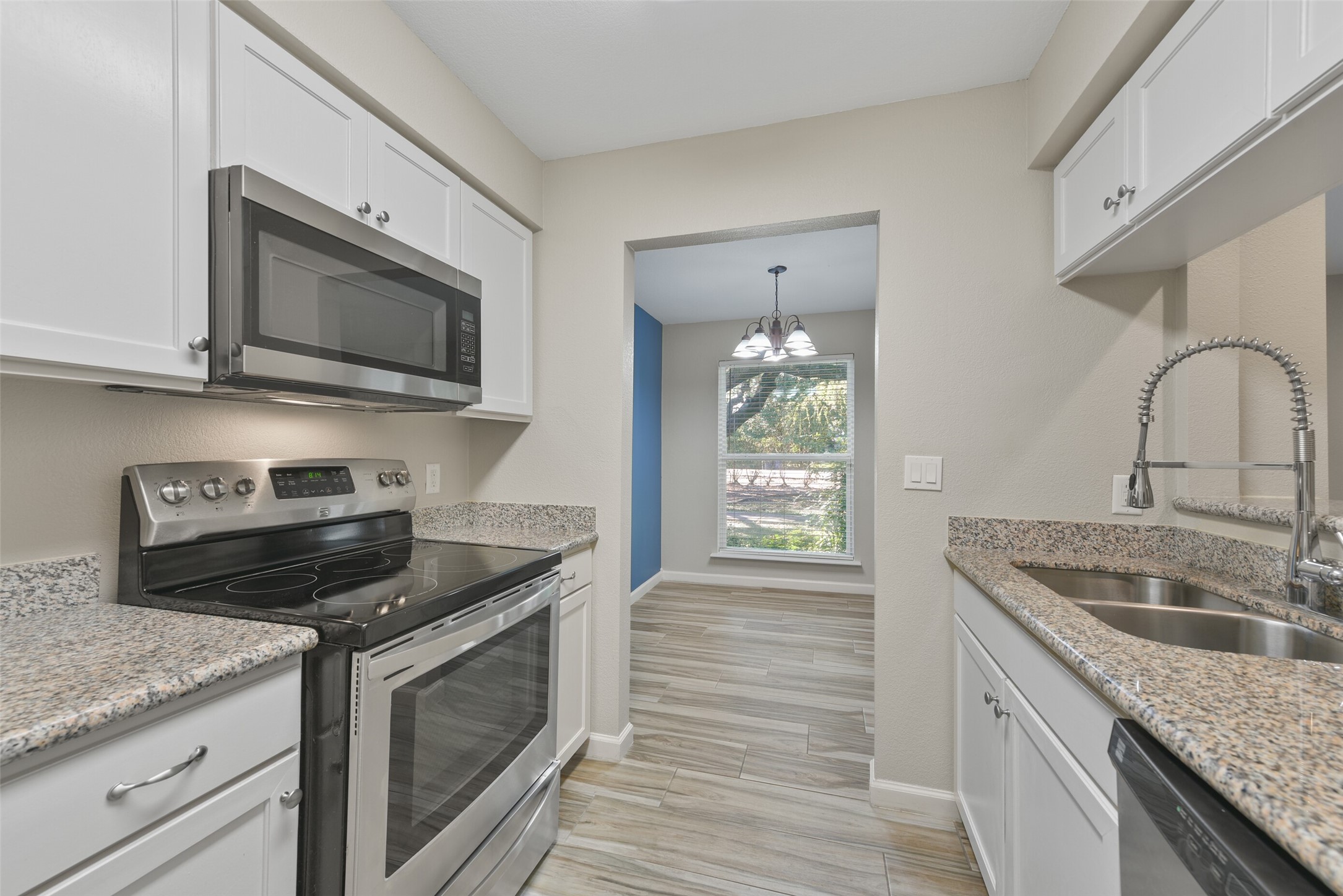 37 Hideaway Drive , Friendswood, TX, 77546 | 3029794 | Realty Texas LLC