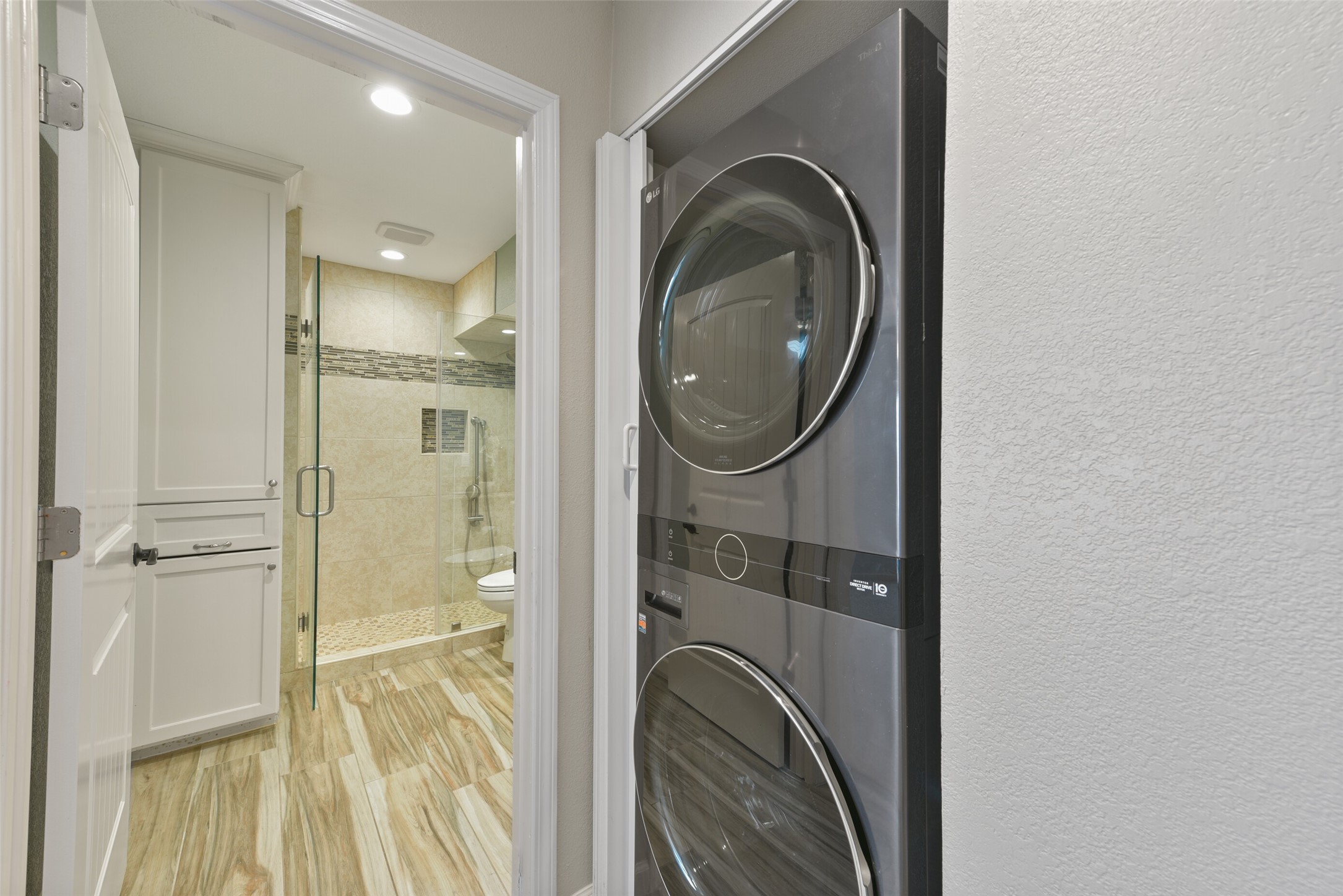 37 Hideaway Drive , Friendswood, TX, 77546 | 3029794 | Realty Texas LLC