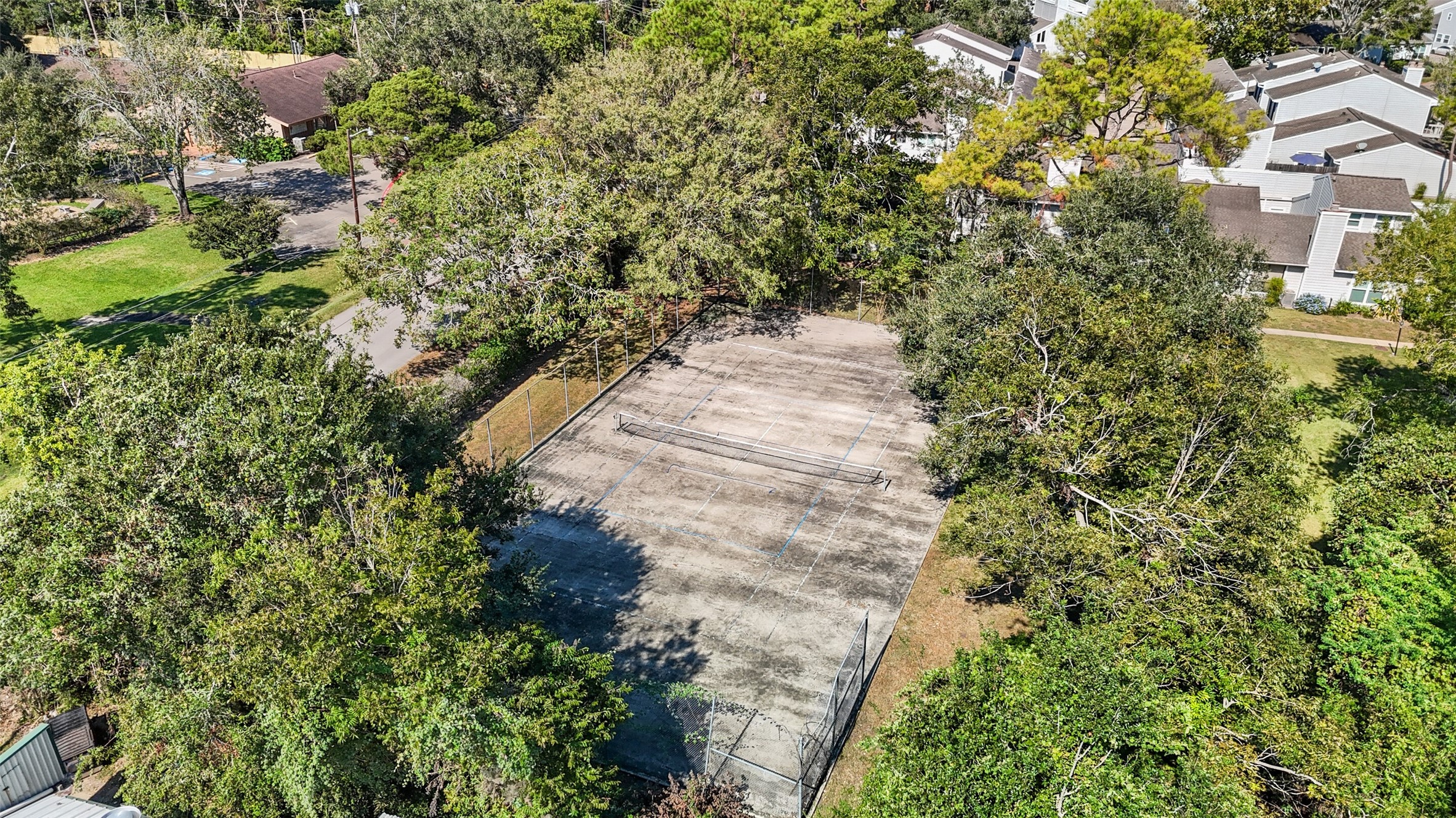 37 Hideaway Drive , Friendswood, TX, 77546 | 3029794 | Realty Texas LLC