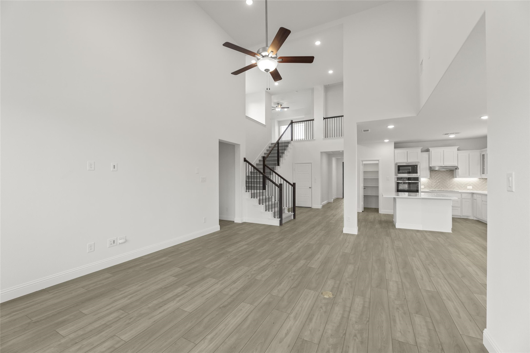 1609 Elle Lane , Aubrey, TX, 76227 | 20755308 | Realty Texas LLC