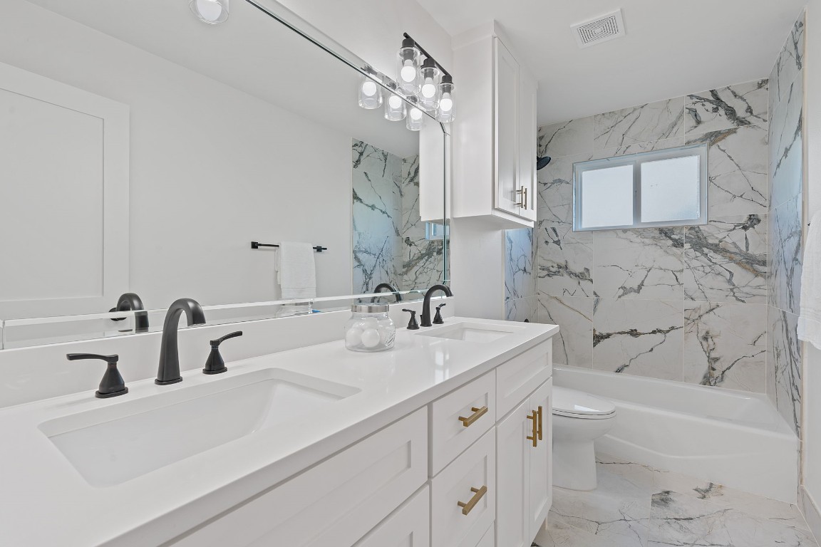 1355 Lost Creek Boulevard , Austin, TX, 78746 | 5366415 | Realty Texas LLC