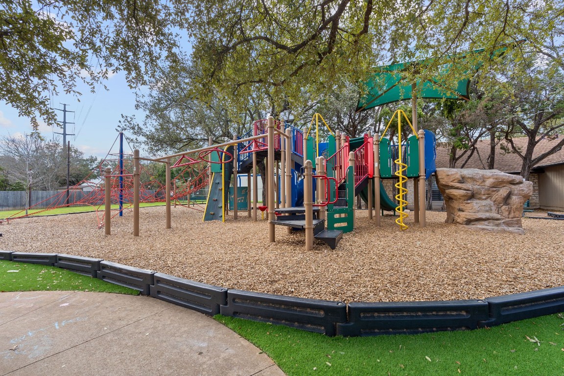 1355 Lost Creek Boulevard , Austin, TX, 78746 | 5366415 | Realty Texas LLC