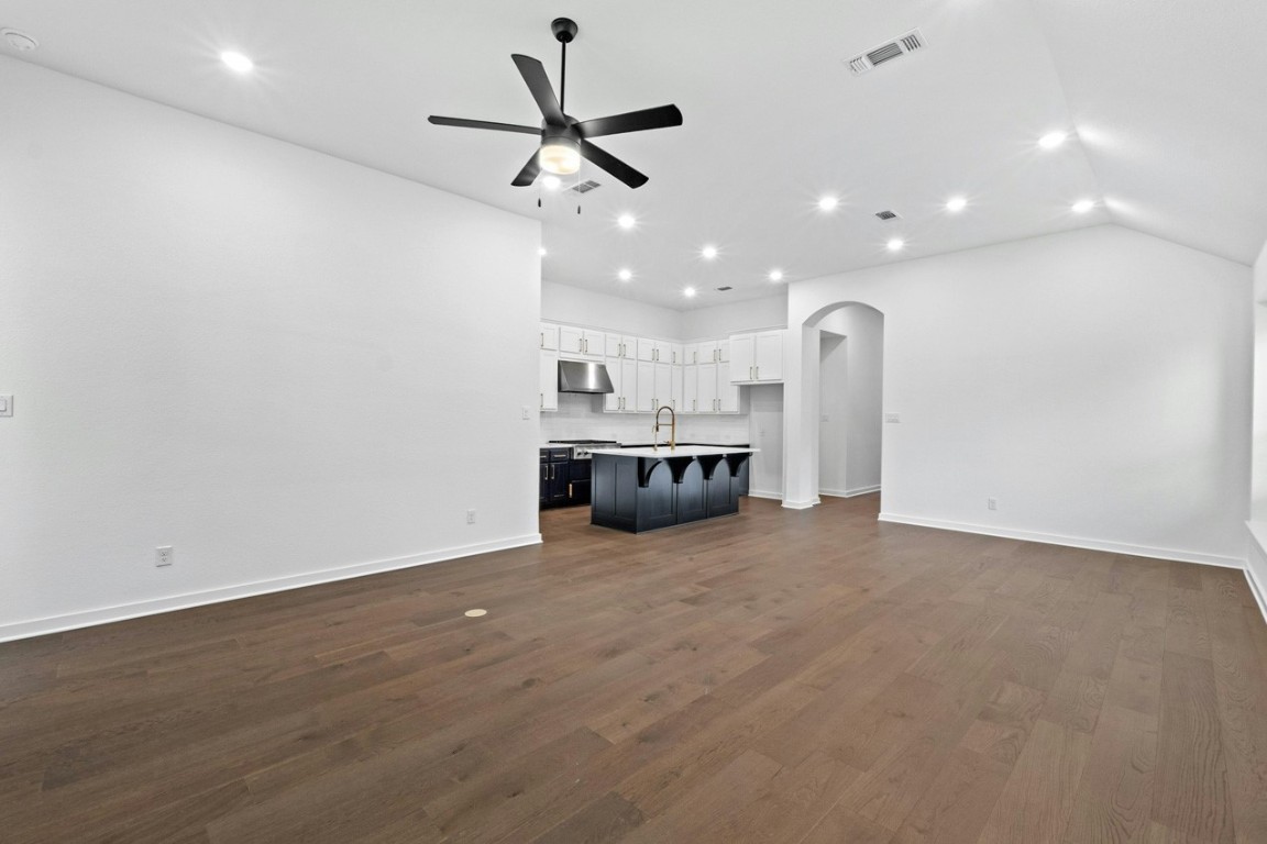 112 Fox Run , Georgetown, TX, 78628 | 5268833 | Realty Texas LLC