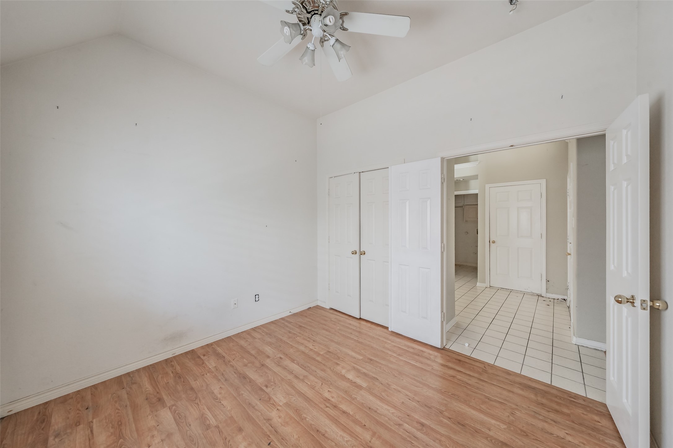 141 Arbor Glen Drive , Euless, TX, 76039 | 20756847 | Realty Texas LLC
