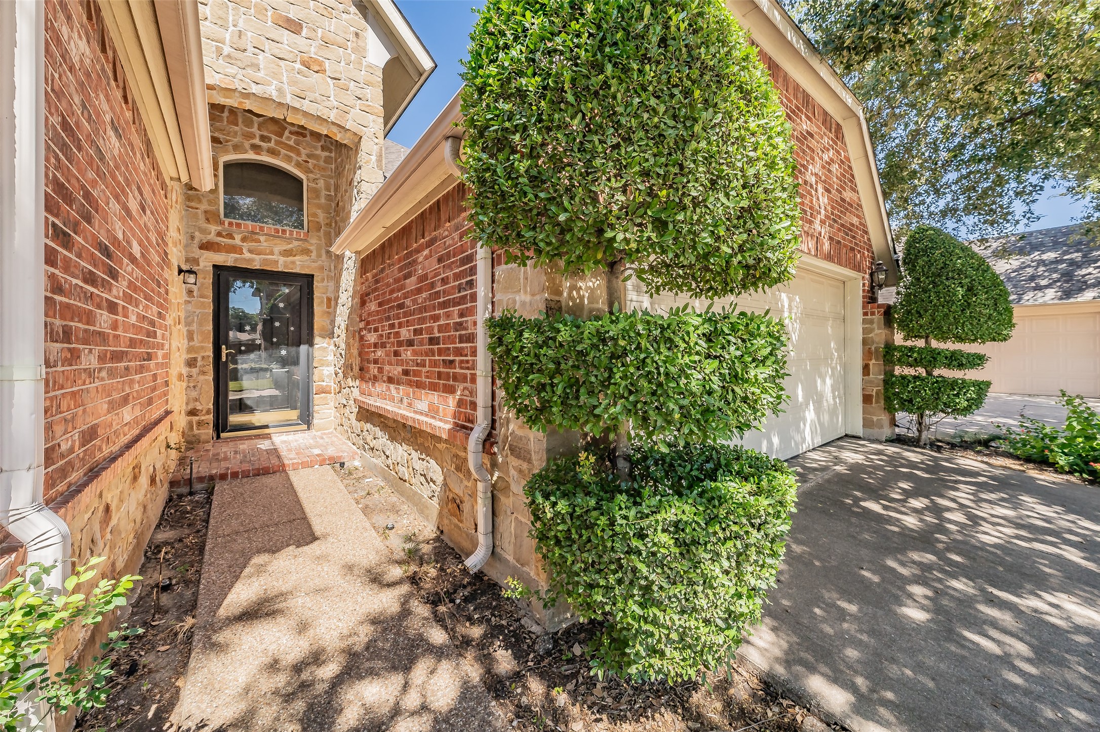 141 Arbor Glen Drive , Euless, TX, 76039 | 20756847 | Realty Texas LLC