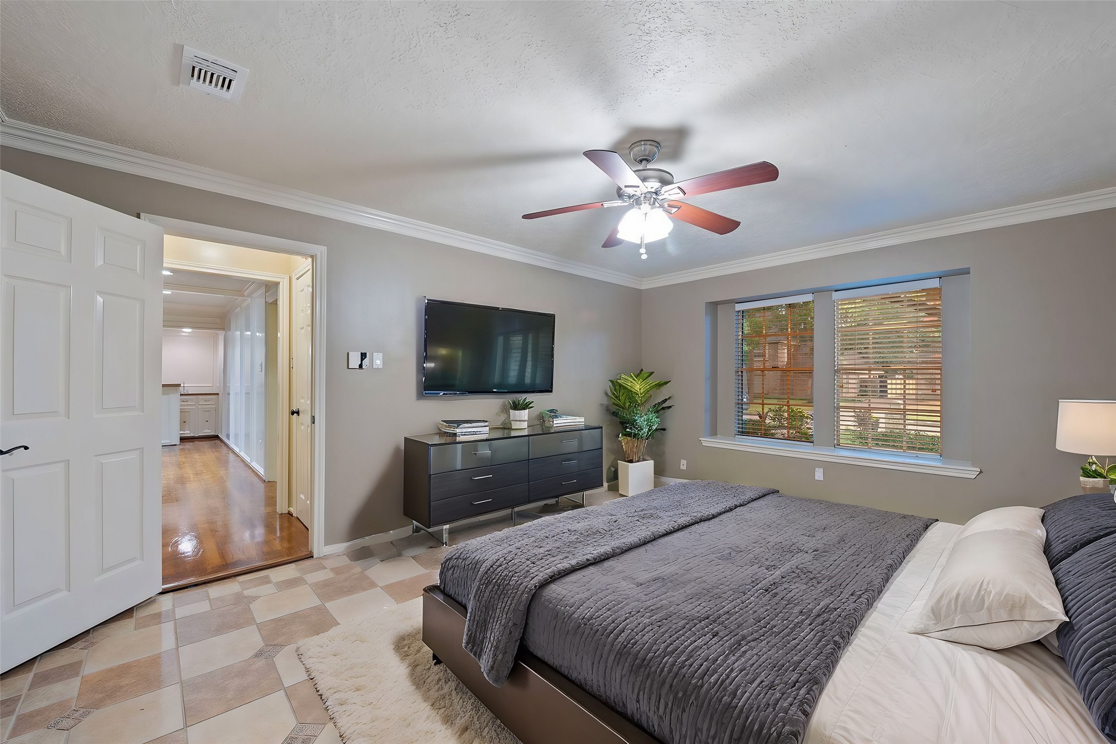 9719 Godstone Lane , Spring, TX, 77379 | 15996363 | Realty Texas LLC