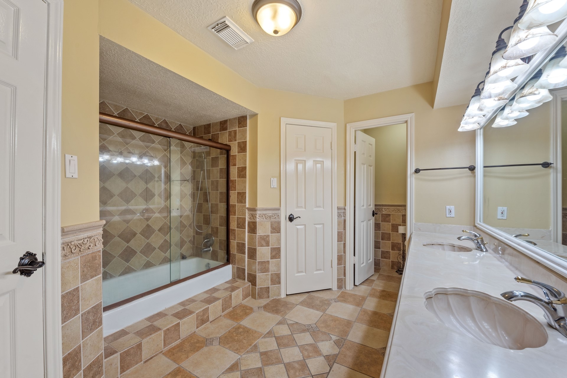 9719 Godstone Lane , Spring, TX, 77379 | 15996363 | Realty Texas LLC