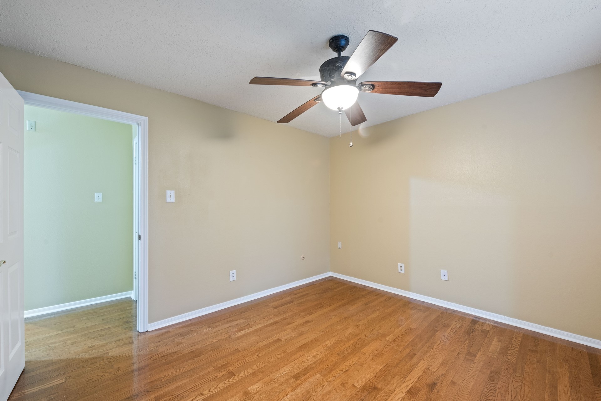 9719 Godstone Lane , Spring, TX, 77379 | 15996363 | Realty Texas LLC