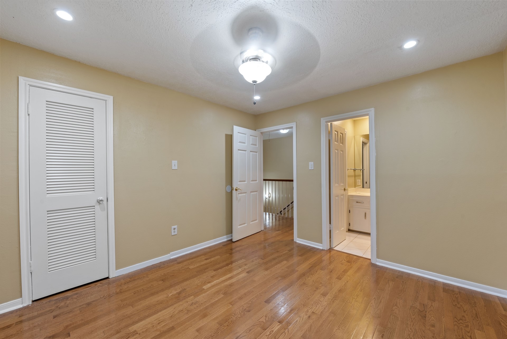 9719 Godstone Lane , Spring, TX, 77379 | 15996363 | Realty Texas LLC