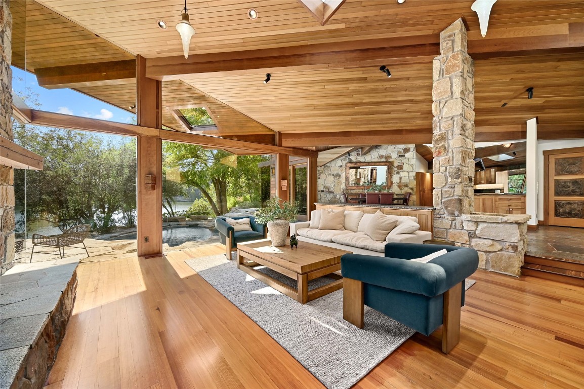 23 Hull Circle , Austin, TX, 78746 | 1483462 | Realty Texas LLC