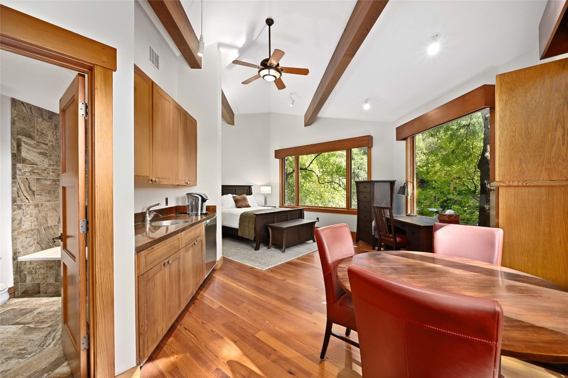 23 Hull Circle , Austin, TX, 78746 | 1483462 | Realty Texas LLC