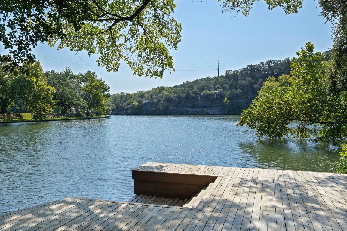 23 Hull Circle , Austin, TX, 78746 | 1483462 | Realty Texas LLC