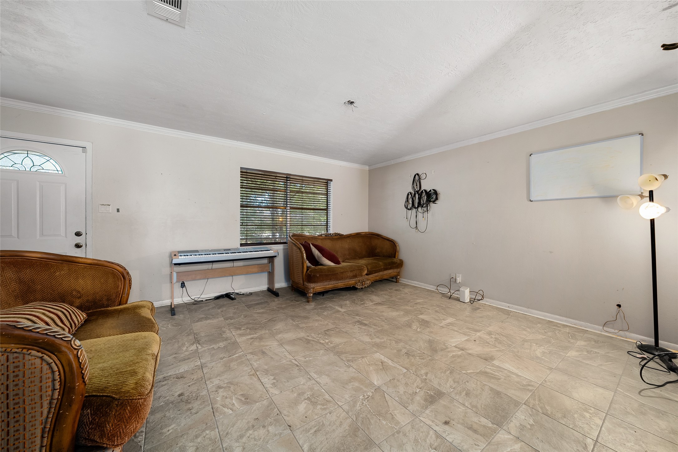 813 Texas Avenue , League City, TX, 77573 | 72028339 | Realty Texas LLC