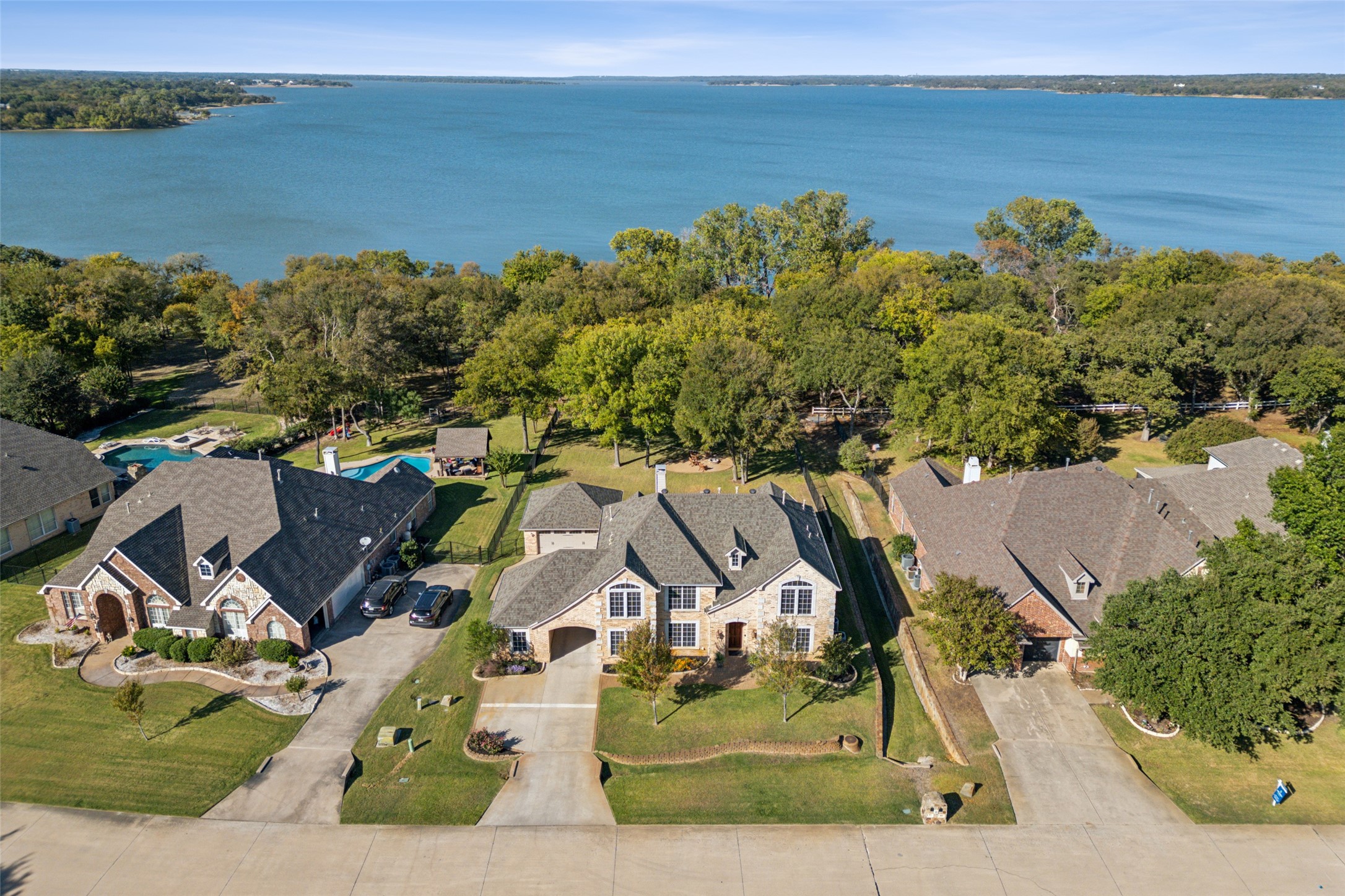321 Paradise Cove , Shady Shores, TX, 76208 | 20744260 | Realty Texas LLC