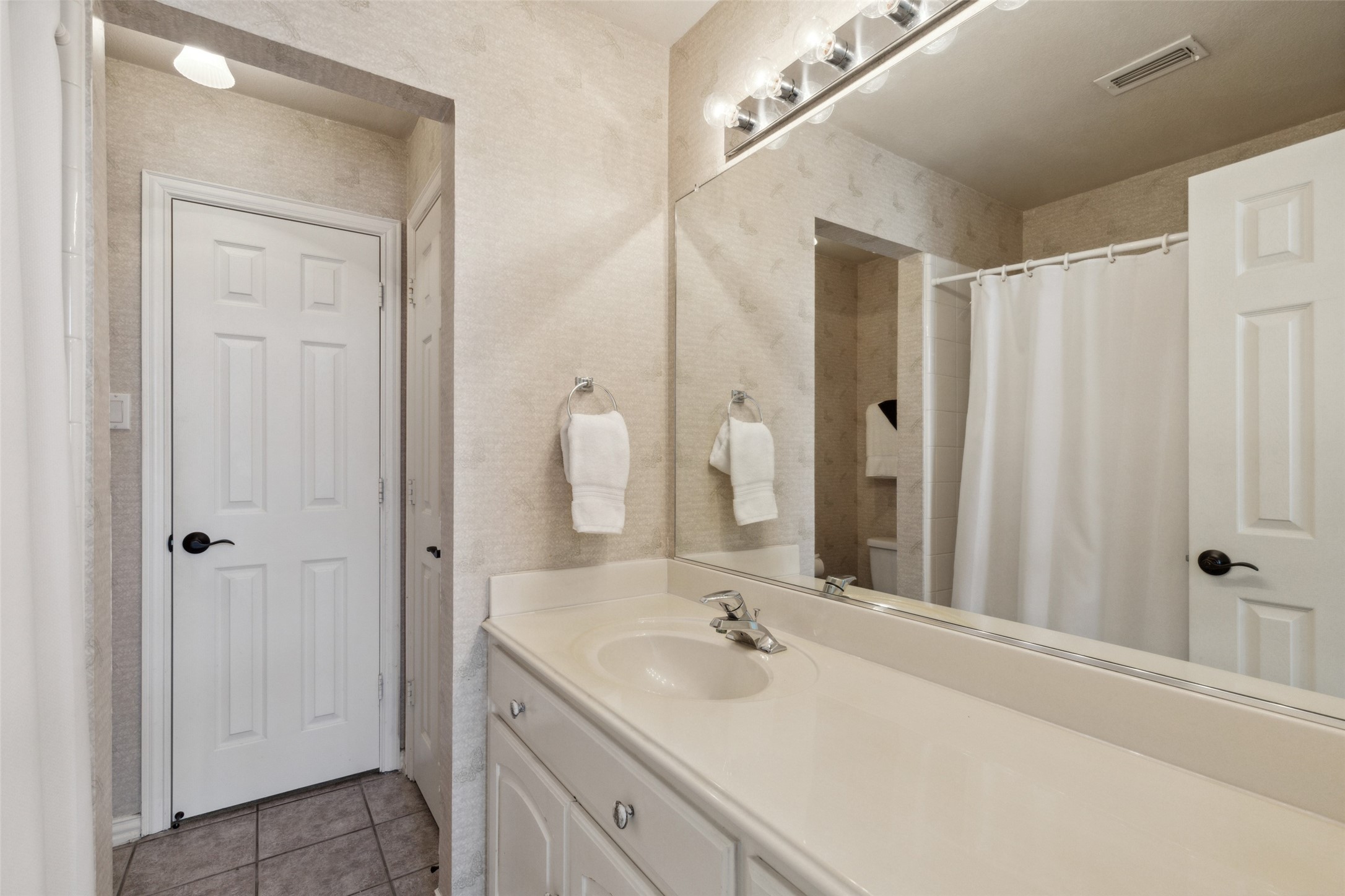 321 Paradise Cove , Shady Shores, TX, 76208 | 20744260 | Realty Texas LLC