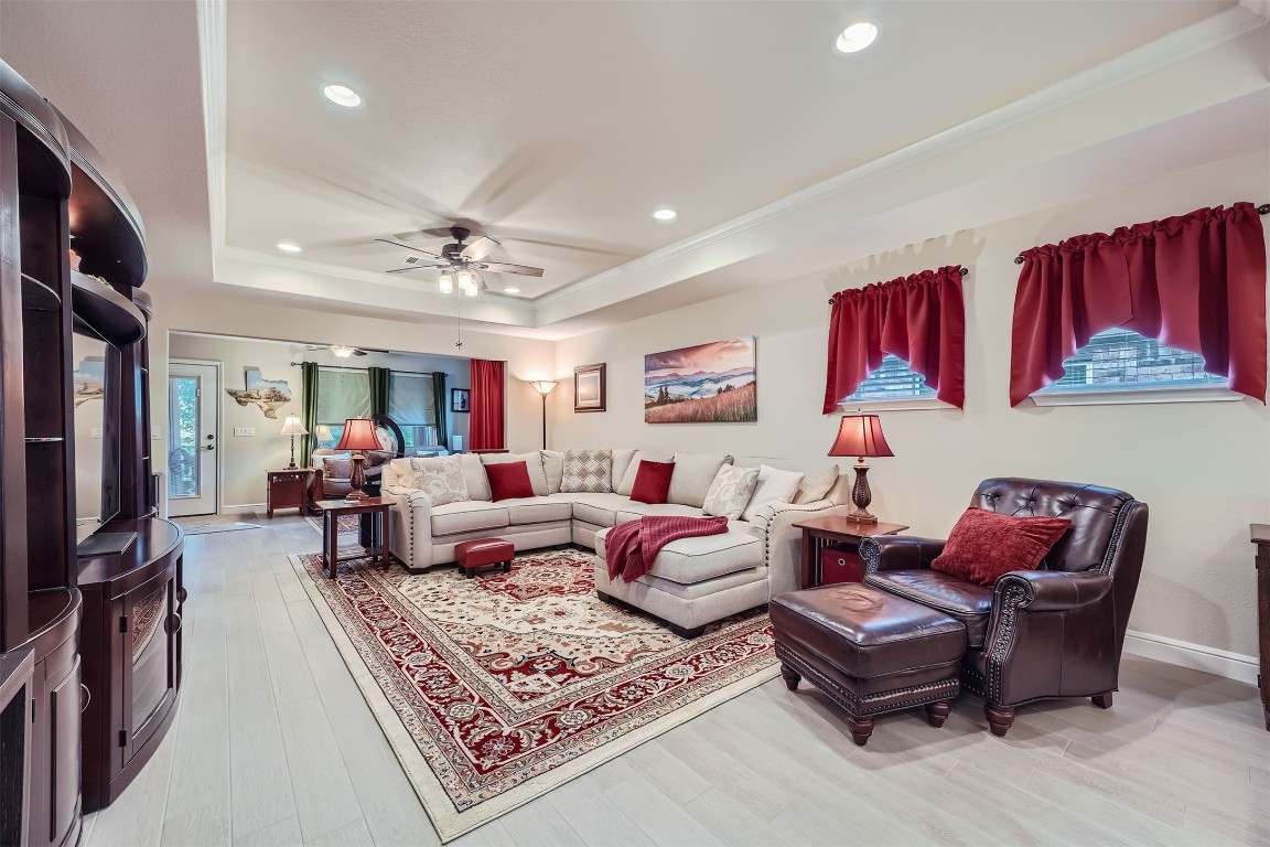 501 Holiday Creek Lane , Georgetown, TX, 78633 | 4449686 | Realty Texas LLC