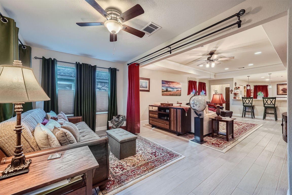 501 Holiday Creek Lane , Georgetown, TX, 78633 | 4449686 | Realty Texas LLC