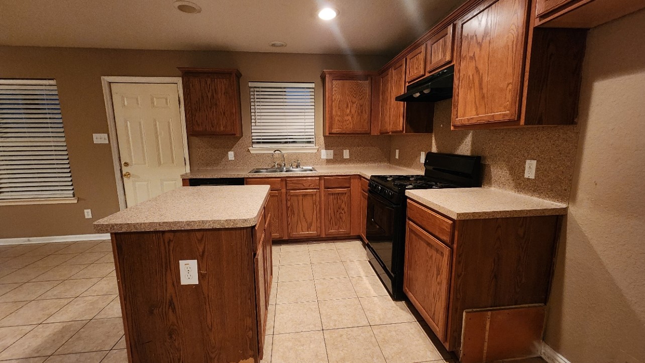 2338 Summit Meadow Drive , Houston, TX, 77489 | 10423949 | Realty Texas LLC