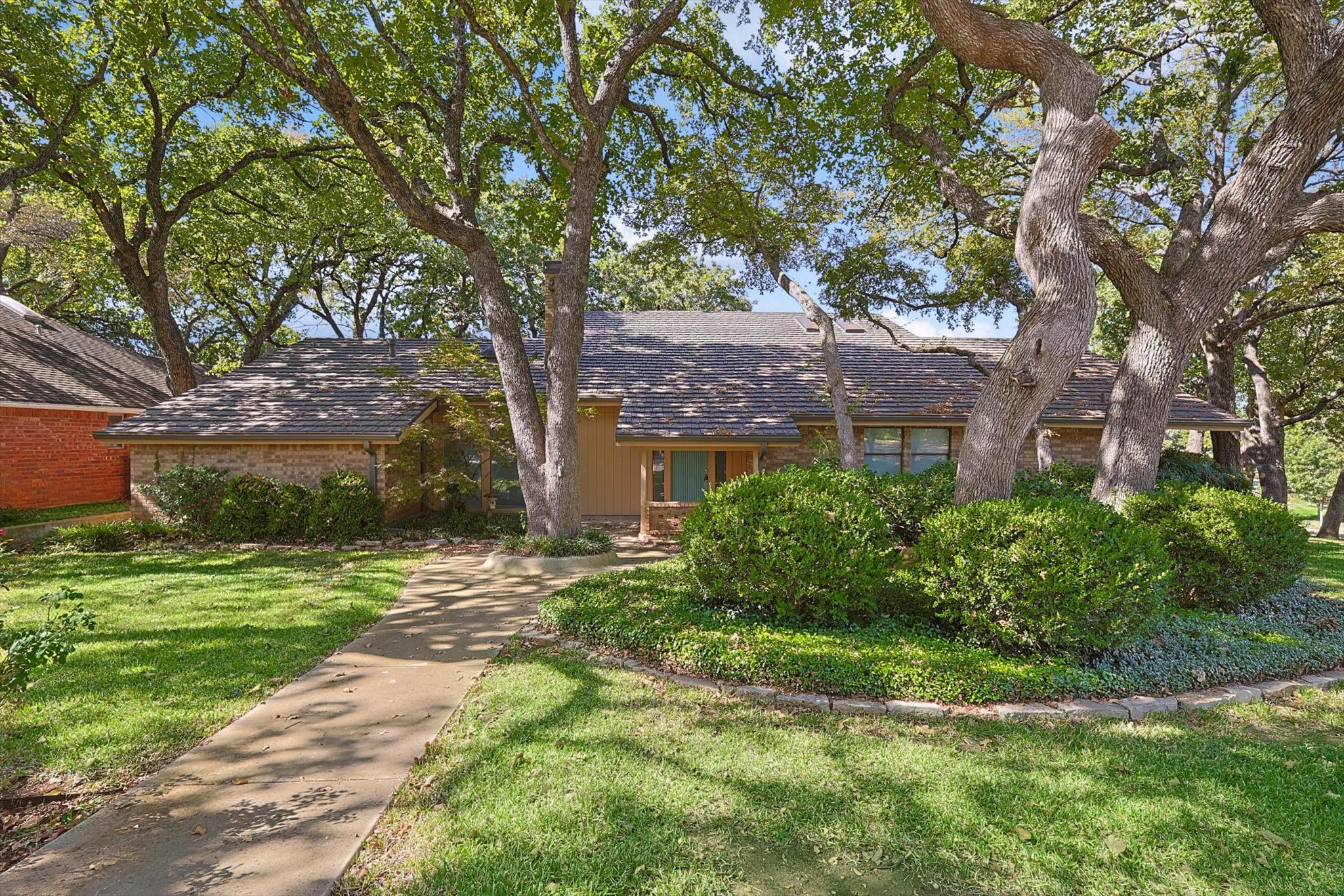 426 Rolling Hills Trail , Arlington, TX, 76011 | 20760390 | Realty Texas LLC