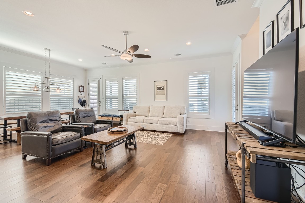 1100 Railroad Avenue , Georgetown, TX, 78626 | 7574136 | Realty Texas LLC
