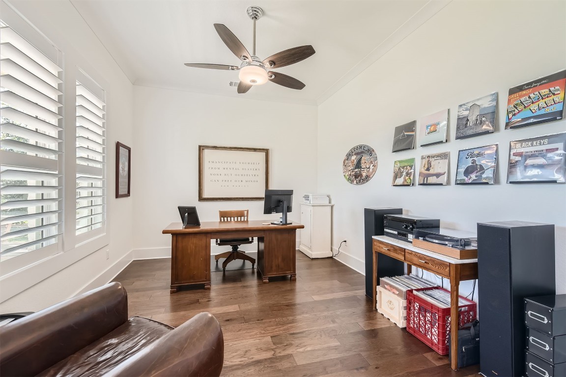 1100 Railroad Avenue , Georgetown, TX, 78626 | 7574136 | Realty Texas LLC