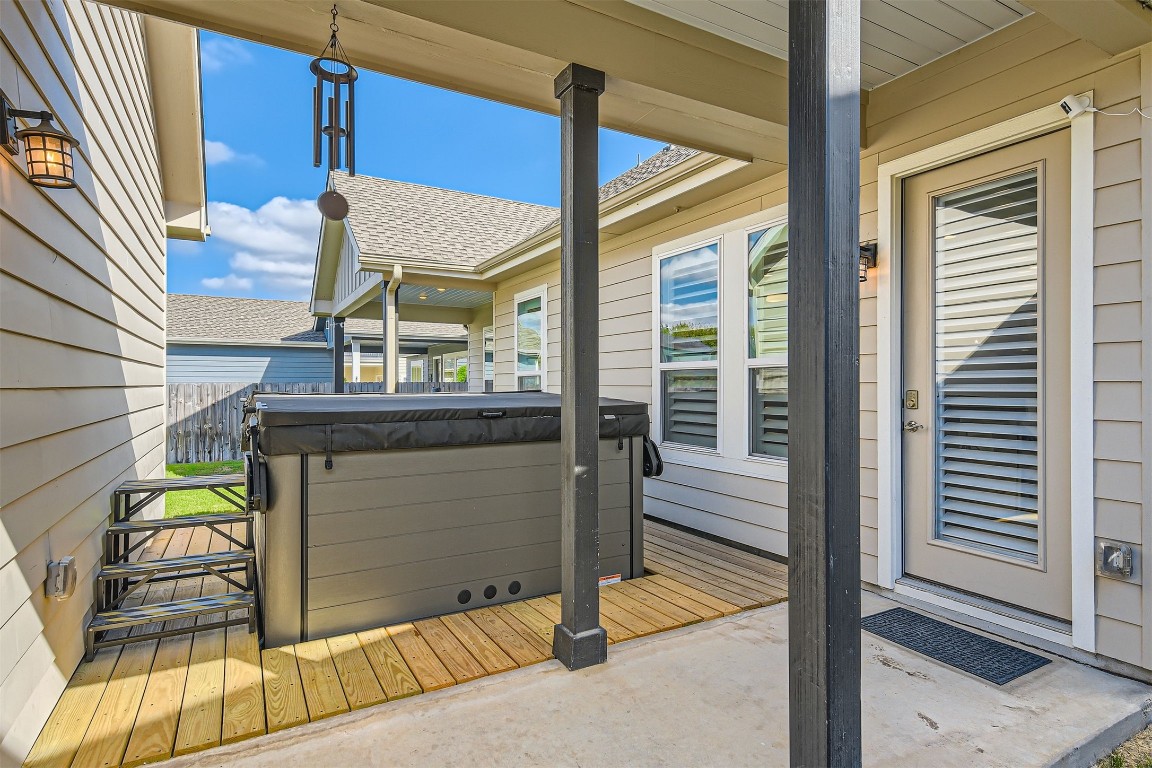 1100 Railroad Avenue , Georgetown, TX, 78626 | 7574136 | Realty Texas LLC