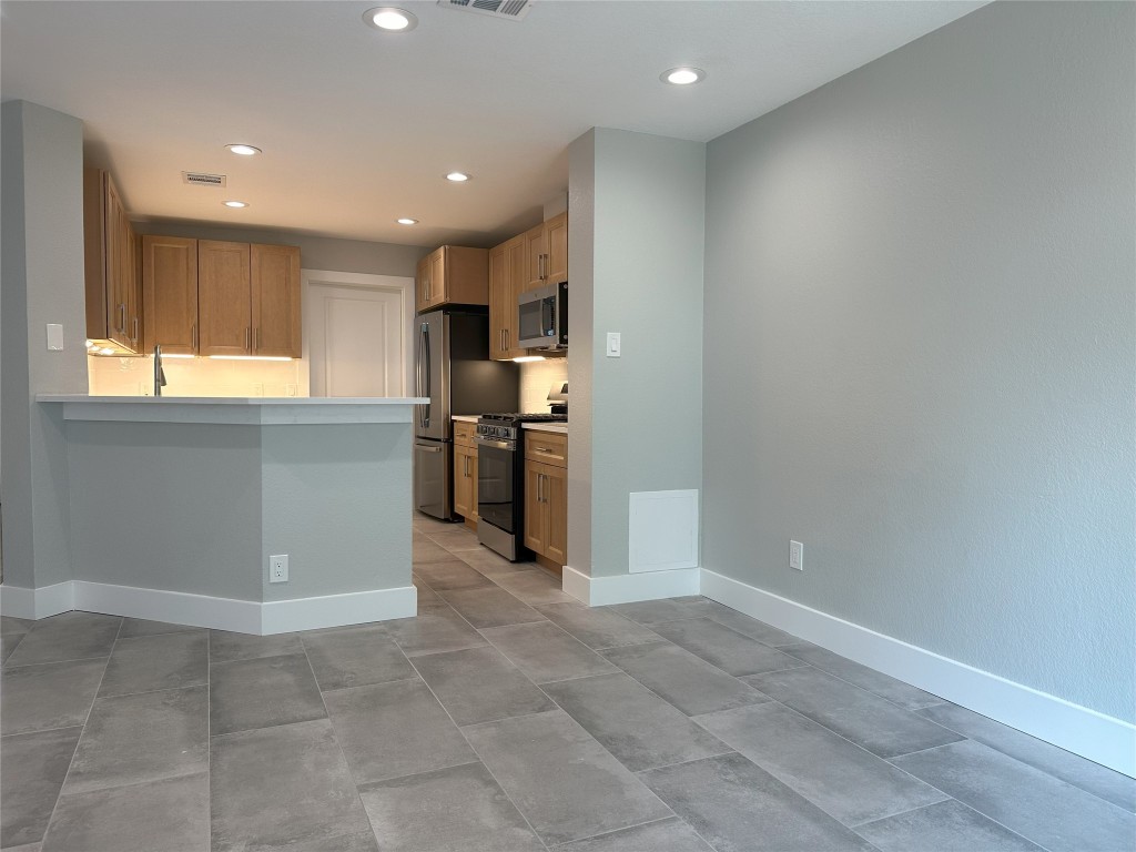 7205 ALDEA Drive A , Austin, TX, 78745 | 1068979 | Realty Texas LLC