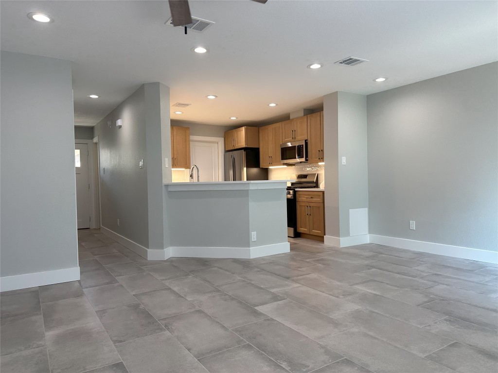 7205 ALDEA Drive A , Austin, TX, 78745 | 1068979 | Realty Texas LLC