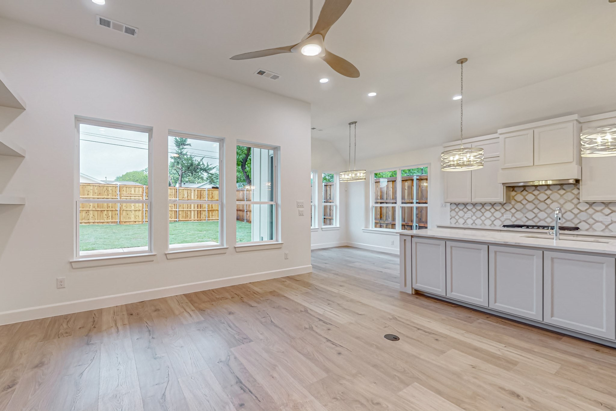 2706 W Clarendon Drive , Dallas, TX, 75211 | 20766939 | Realty Texas LLC