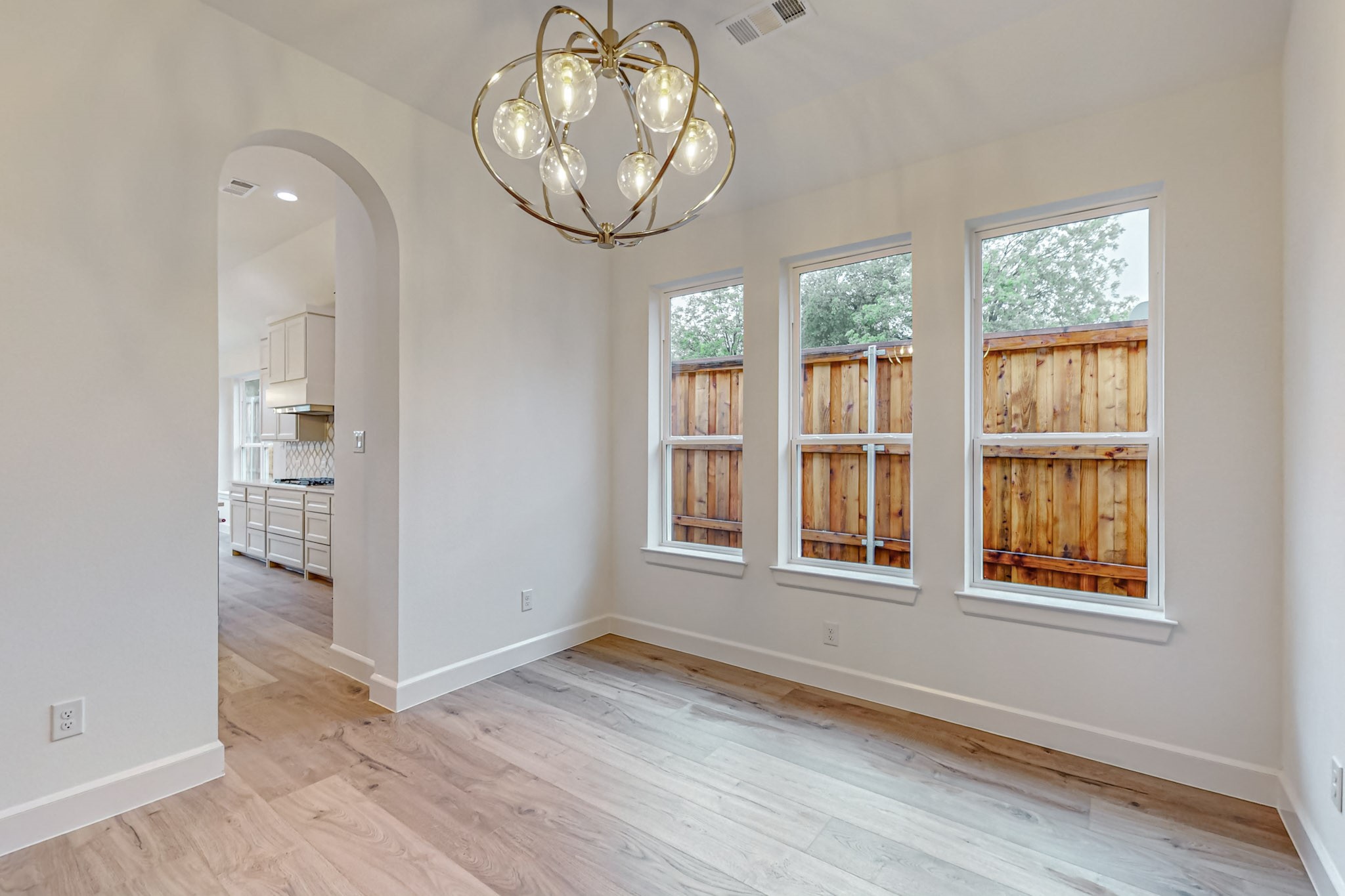 2706 W Clarendon Drive , Dallas, TX, 75211 | 20766939 | Realty Texas LLC