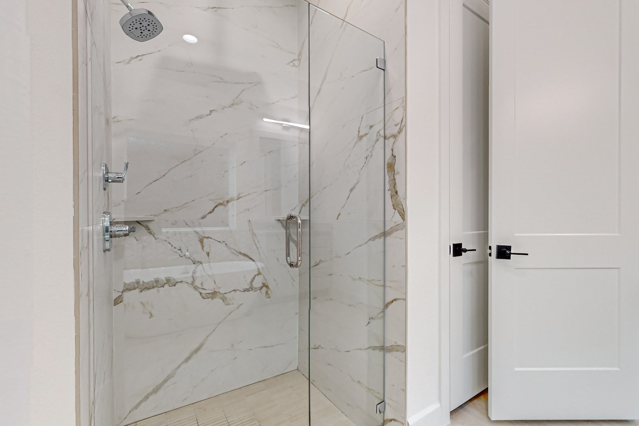 2706 W Clarendon Drive , Dallas, TX, 75211 | 20766939 | Realty Texas LLC