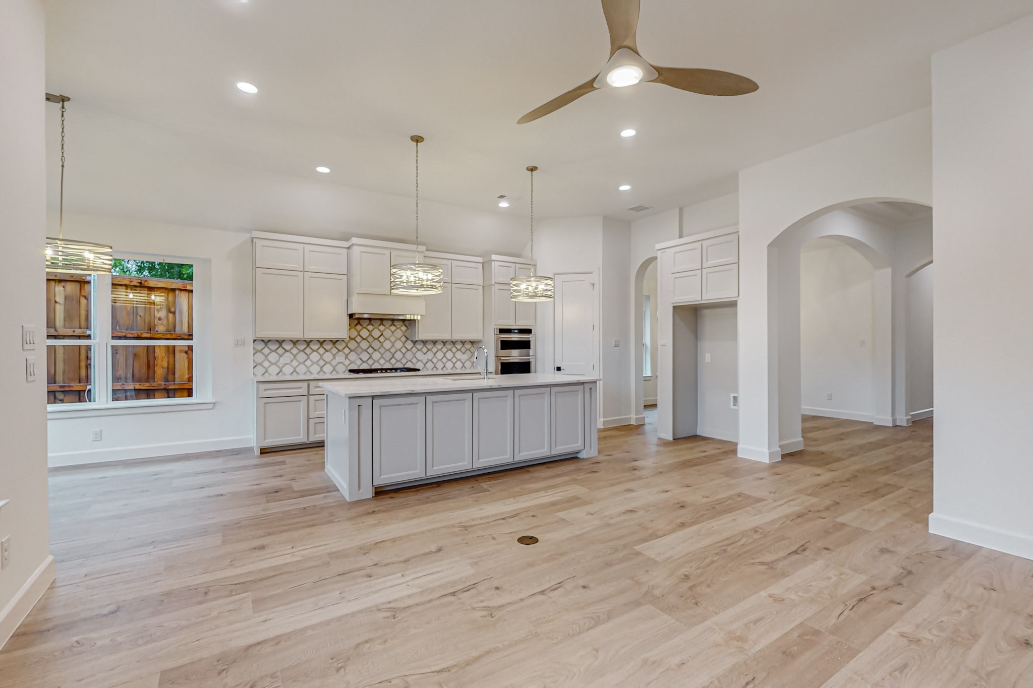 2706 W Clarendon Drive , Dallas, TX, 75211 | 20766939 | Realty Texas LLC