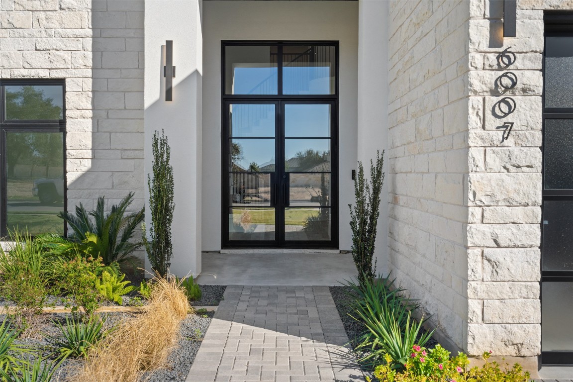 6007 Adhara Pass , Austin, TX, 78730 | 9937025 | Realty Texas LLC