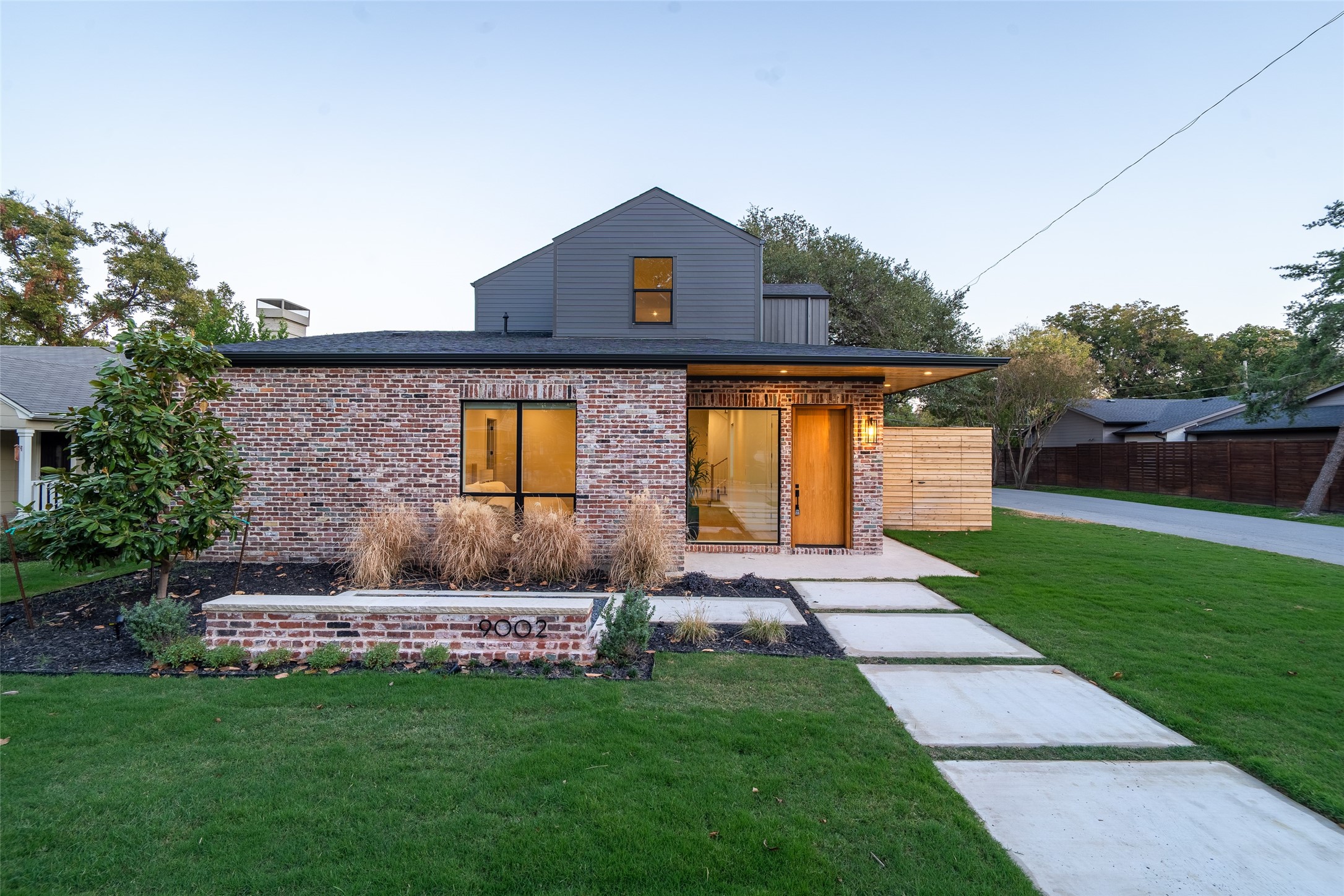 9002 San Fernando Way , Dallas, TX, 75218 | 20765698 | Realty Texas LLC