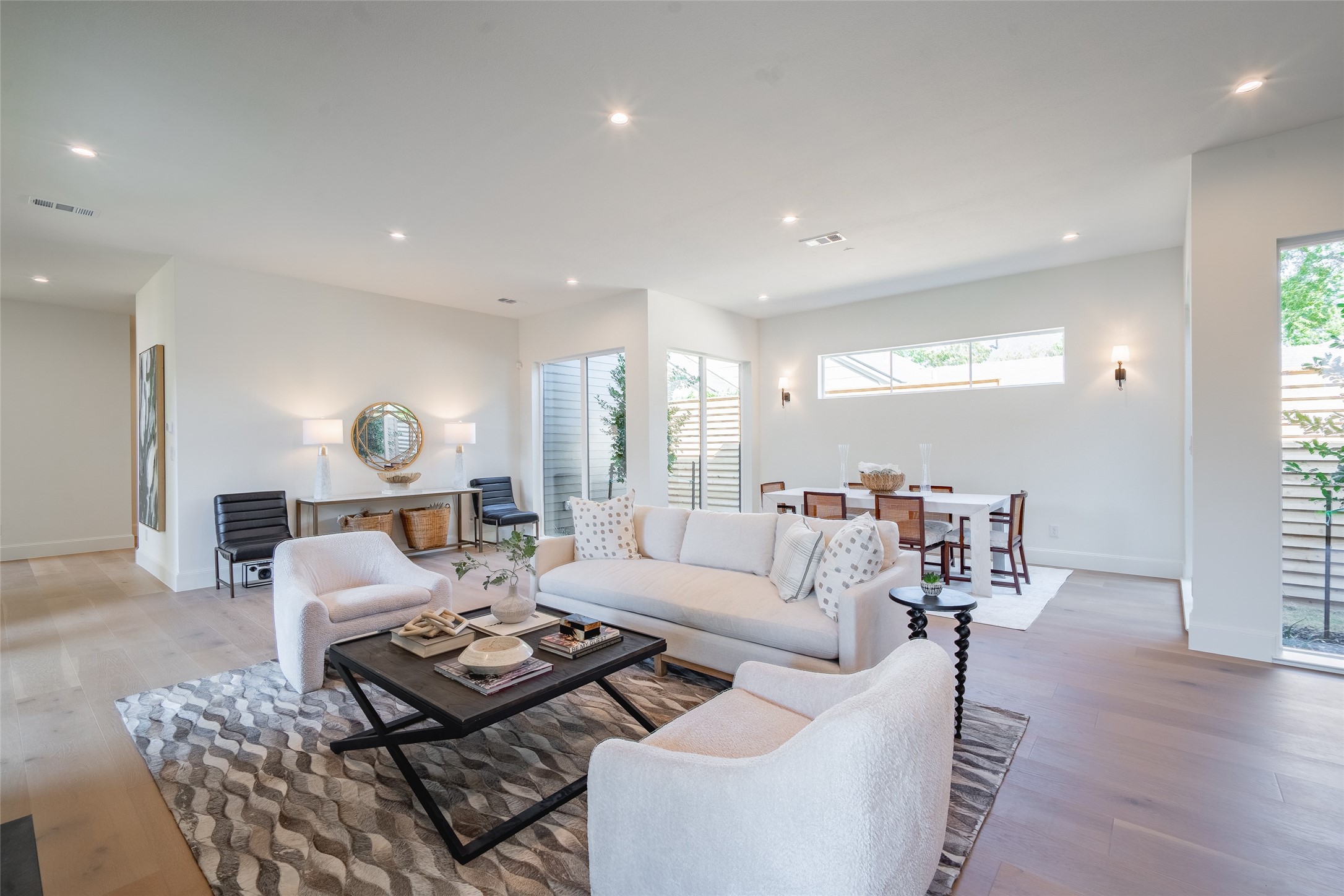 9002 San Fernando Way , Dallas, TX, 75218 | 20765698 | Realty Texas LLC