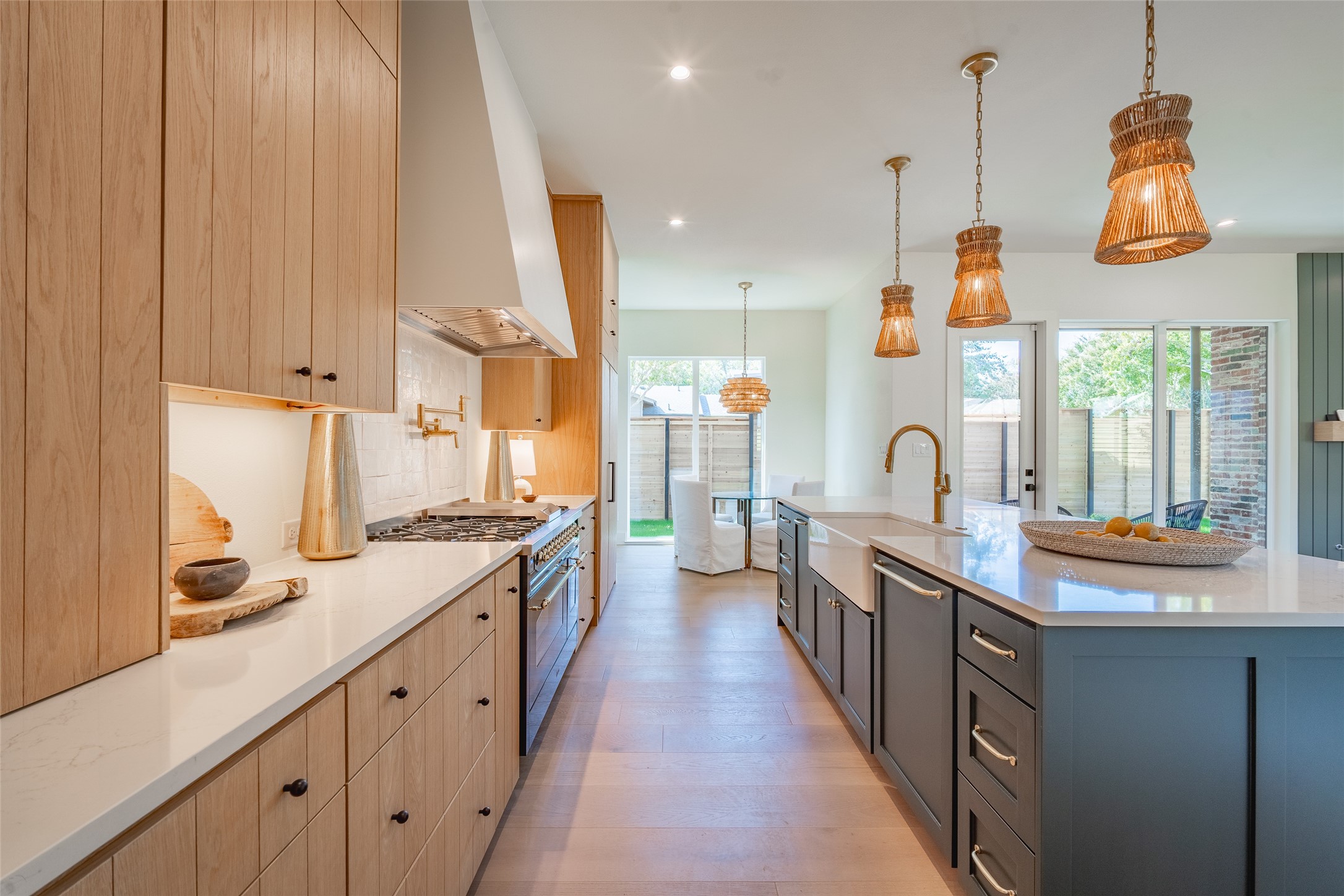 9002 San Fernando Way , Dallas, TX, 75218 | 20765698 | Realty Texas LLC