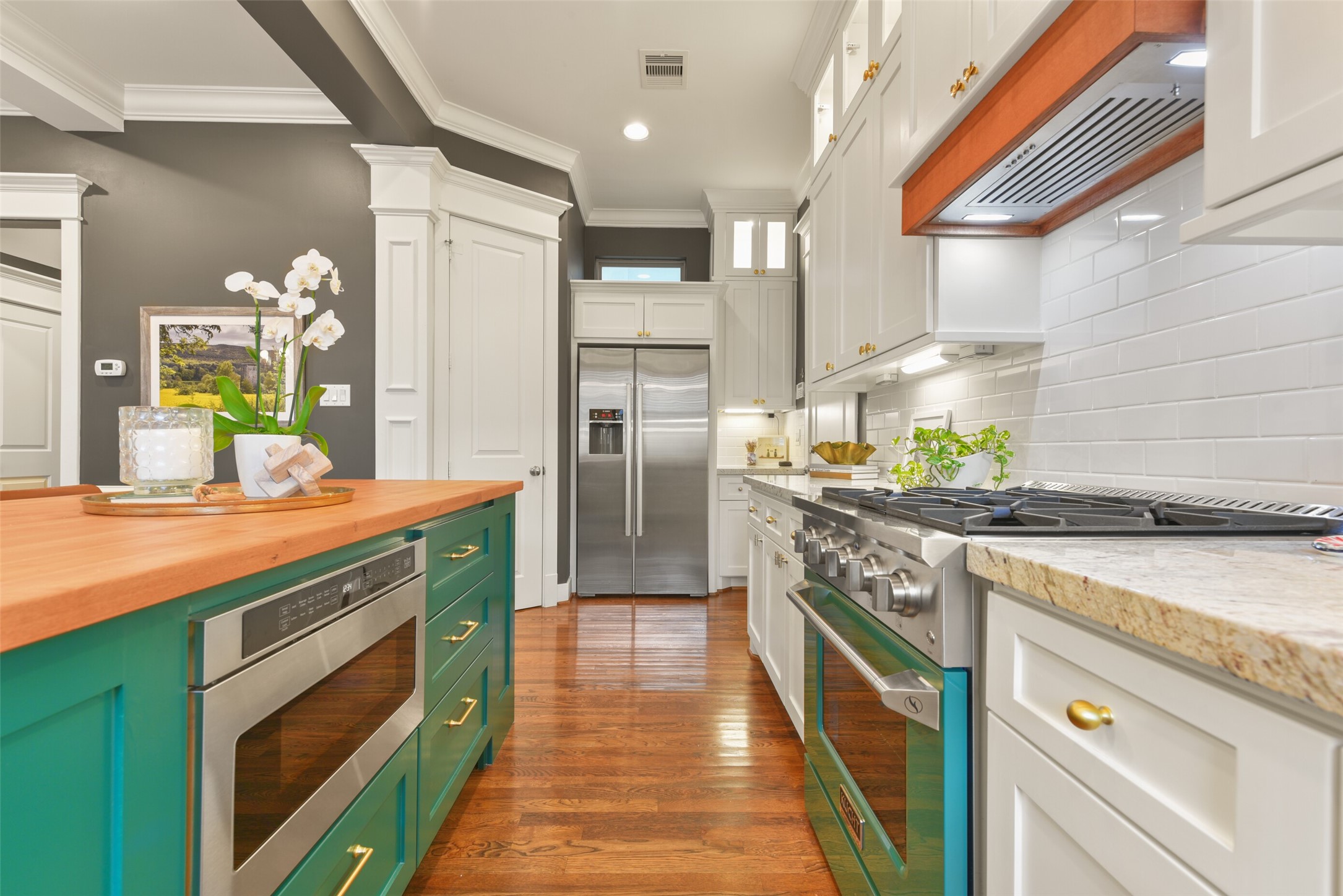 410 W 25th Street , Houston, TX, 77008 | 94797849 | Realty Texas LLC