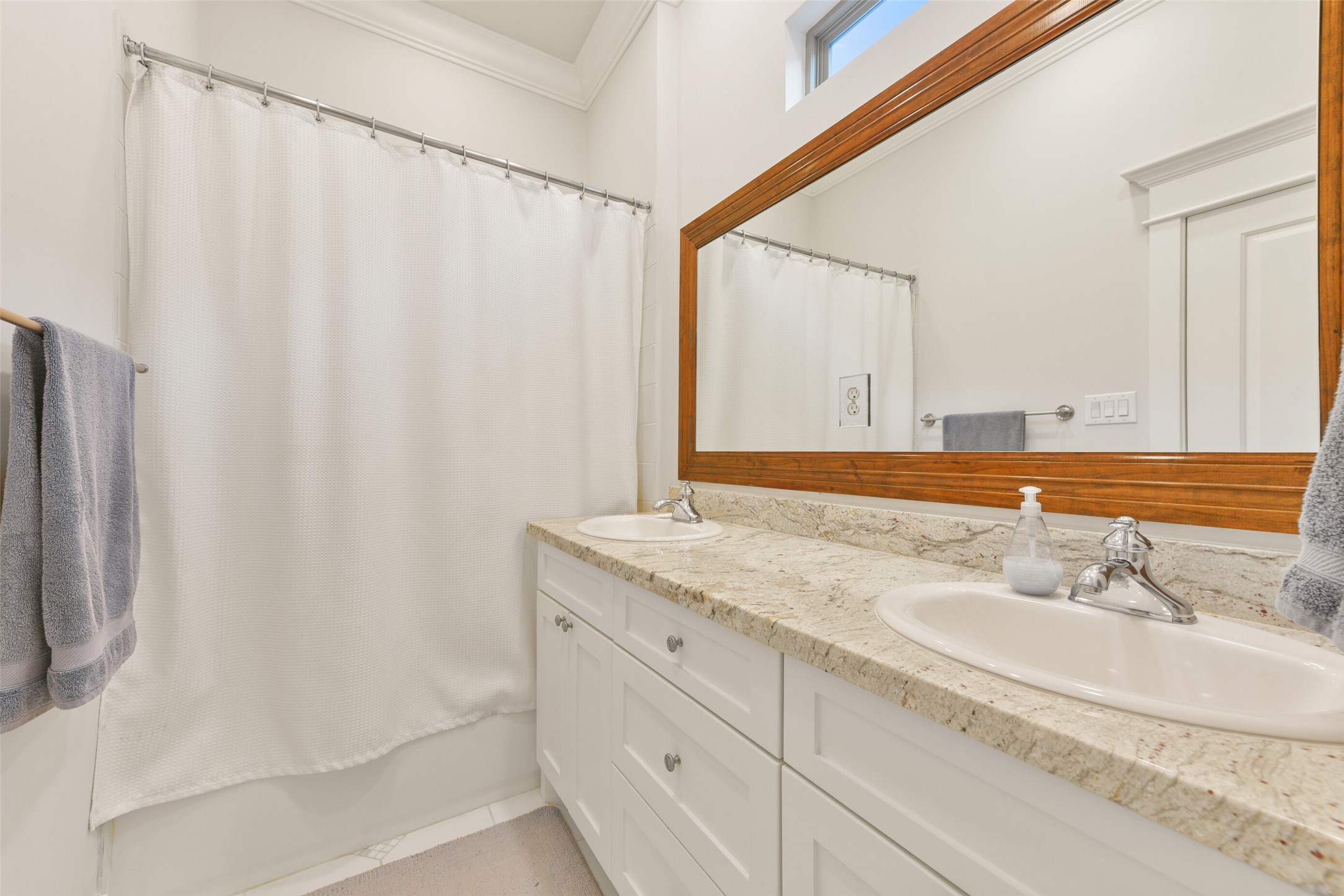 410 W 25th Street , Houston, TX, 77008 | 94797849 | Realty Texas LLC