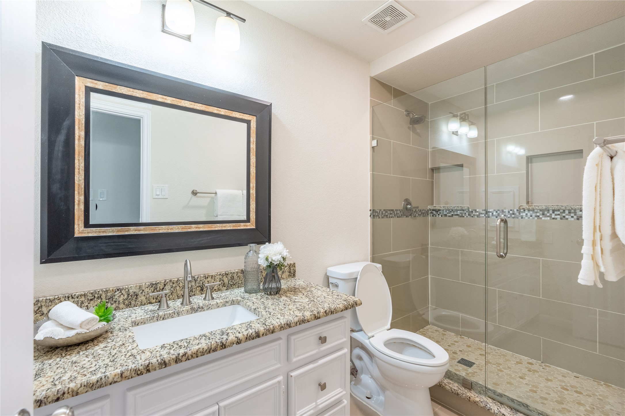 1812 Cross Bend Road , Plano, TX, 75023 | 20767636 | Realty Texas LLC
