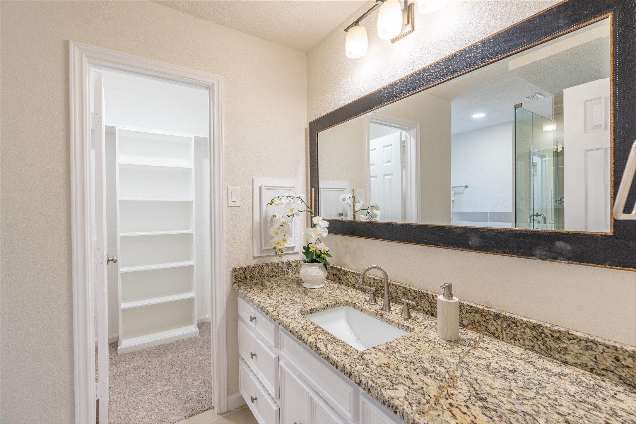 1812 Cross Bend Road , Plano, TX, 75023 | 20767636 | Realty Texas LLC