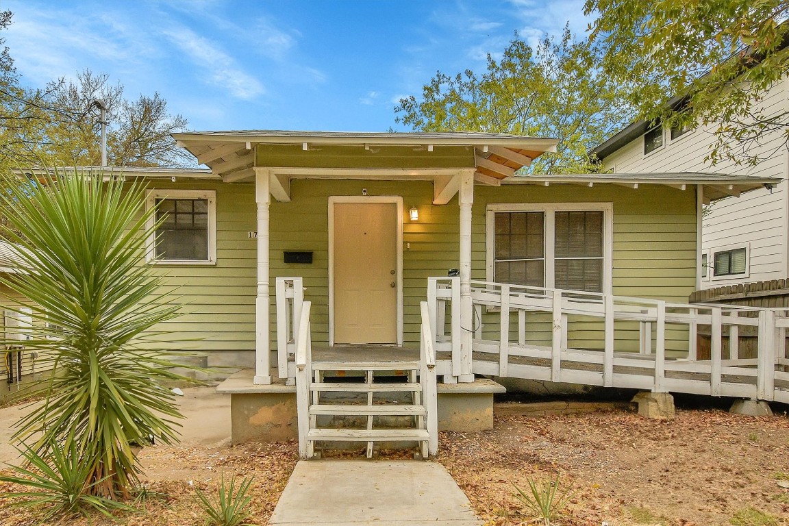 1704 Sanchez Street , Austin, TX, 78702 | 1613848 | Realty Texas LLC