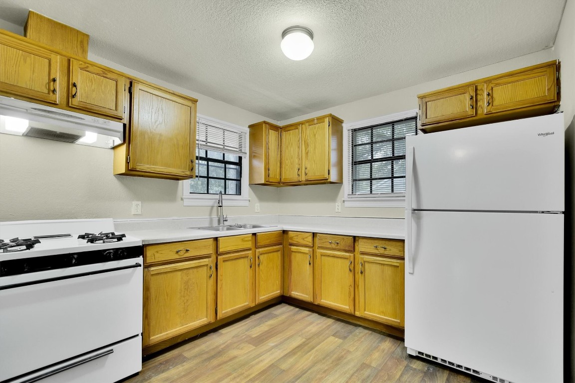 1704 Sanchez Street , Austin, TX, 78702 | 1613848 | Realty Texas LLC
