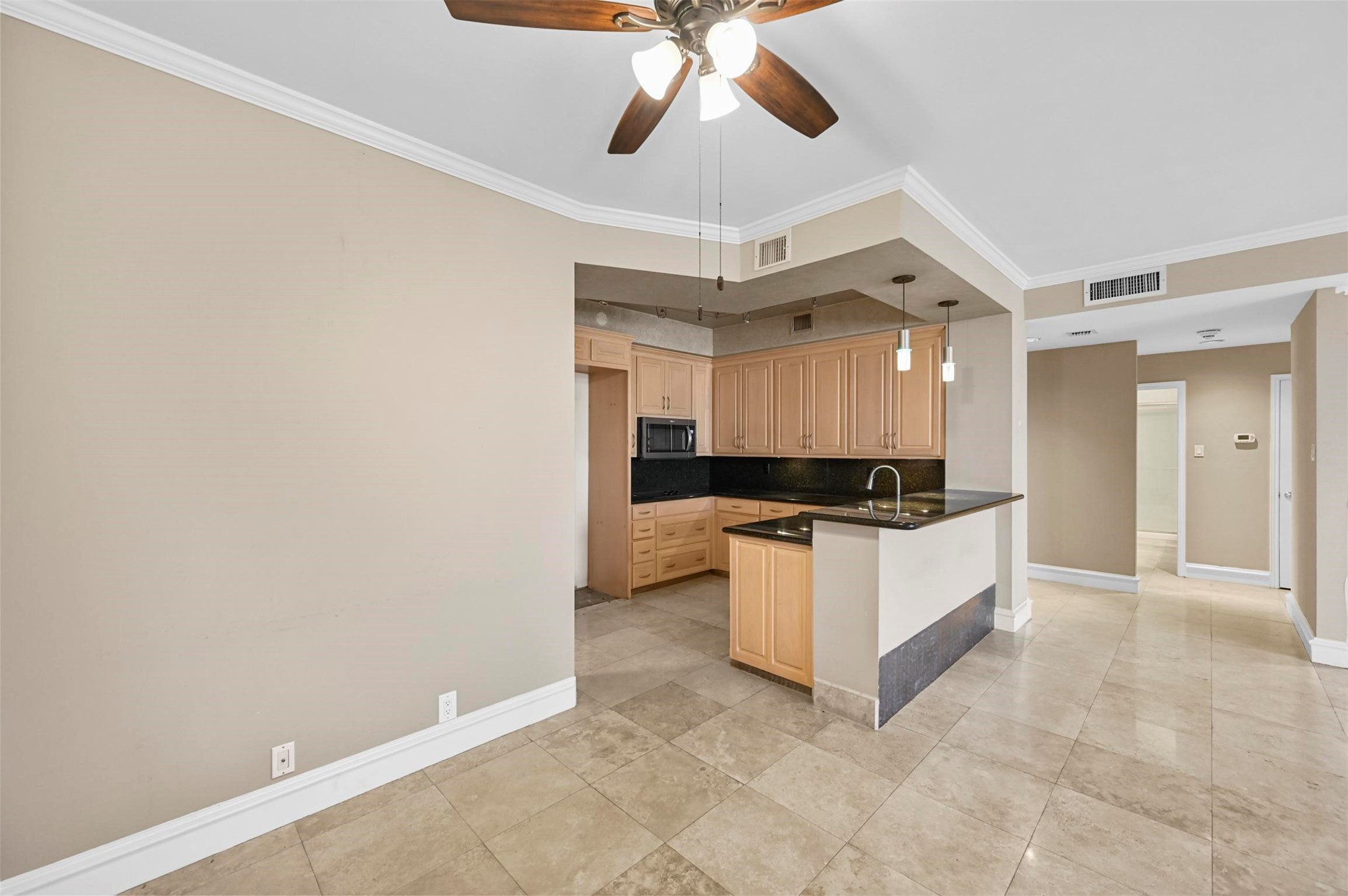 2108 Reflection Bay Drive 306 , Arlington, TX, 76013 | 20769391 | Realty Texas LLC